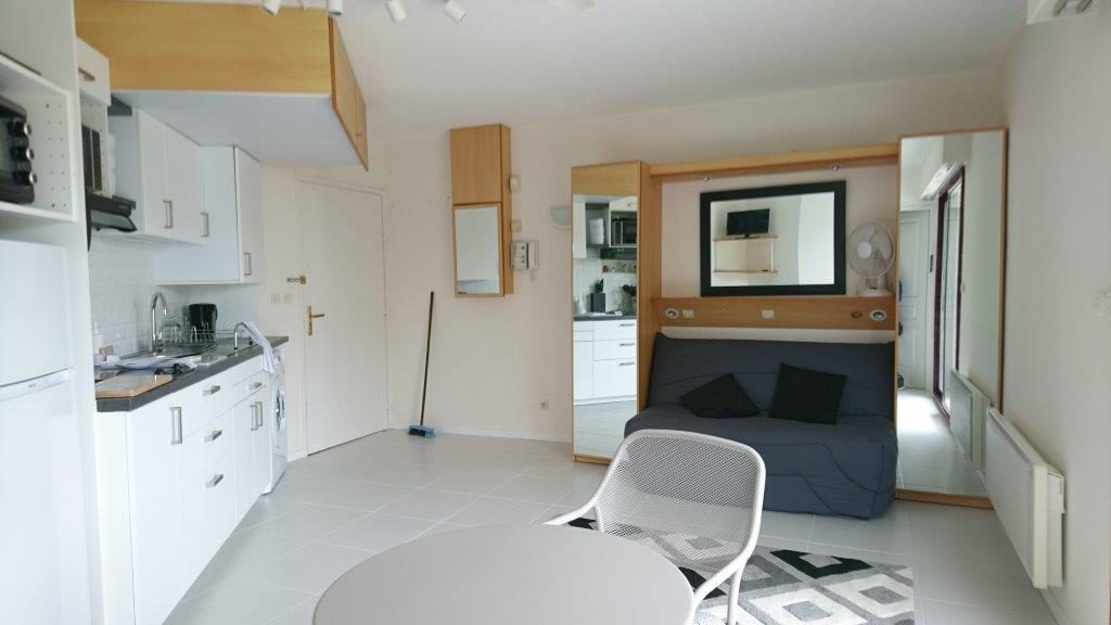 LA3348-AUGUSTIN-09092026-102743-4
